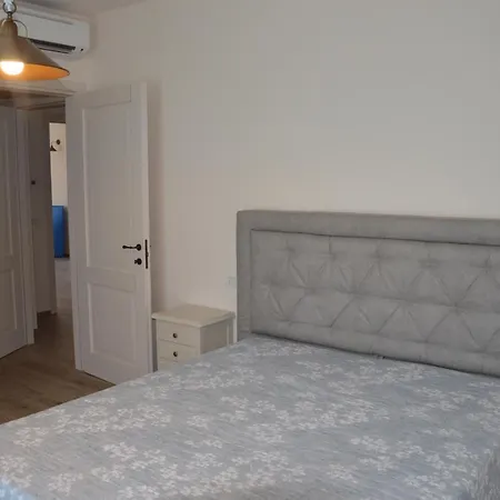Villa Le Bozze -villa Jenny Con Wi-fi, Posto Auto, Piscina A Sfioro A