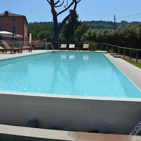 Le Bozze -villa Jenny Con Wi-fi, Posto Auto, Piscina A Sfioro A