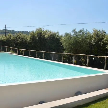 Le Bozze -villa Jenny Con Wi-fi, Posto Auto, Piscina A Sfioro A *