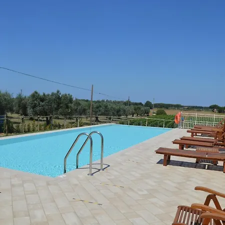 Le Bozze -villa Jenny Con Wi-fi, Posto Auto, Piscina A Sfioro A *