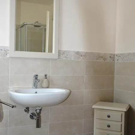Le Bozze -villa Jenny Con Wi-fi, Posto Auto, Piscina A Sfioro A Castagneto Carducci