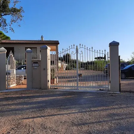 Le Bozze -villa Jenny Con Wi-fi, Posto Auto, Piscina A Sfioro A Villa